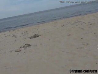 Stupendous coppia prende beccato tiro bj scena su il beach&period; finishing su in un petting lot&excl;&excl; con bastione brooke e justin sane