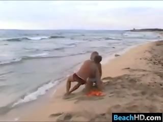 Stupendous Young Chick Fucked At The Beach