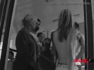 קטנטונת x מדורג וידאו crazed נימפו ג'ינה גרסון assfucked ב ה פָּארק